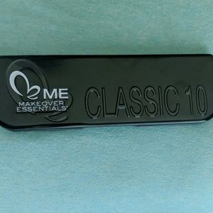 Makeover Essentials Classic 10